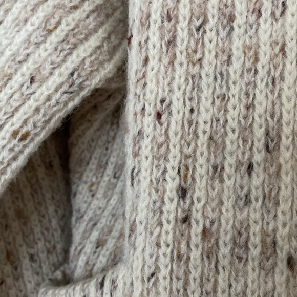 Vintage Oatmeal Mohair Sweater - Picture 3 of 6